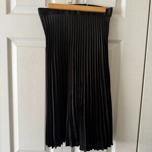 Gap Skirt
